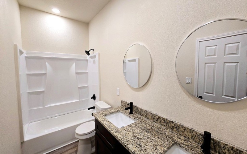 1012 N Eva Ave, Monahans, TX 79756, 3 Bedrooms Bedrooms, ,2 BathroomsBathrooms,Residential,For Sale,1012 N Eva Ave,159419