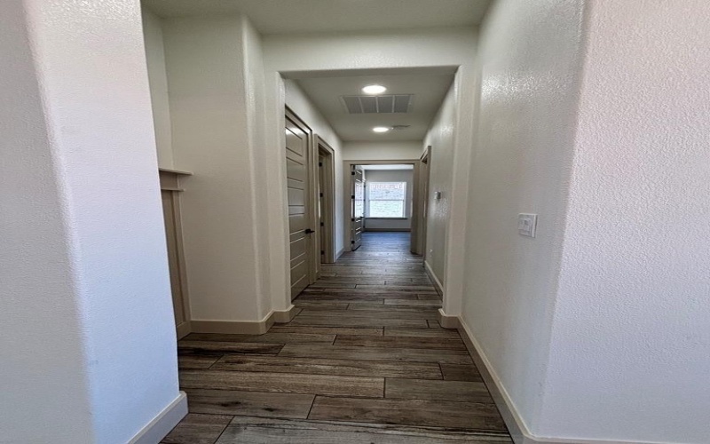 9 NE Armlei Dr, Andrews, TX 79714, 4 Bedrooms Bedrooms, ,3 BathroomsBathrooms,Residential,For Sale,9 NE Armlei Dr,159894