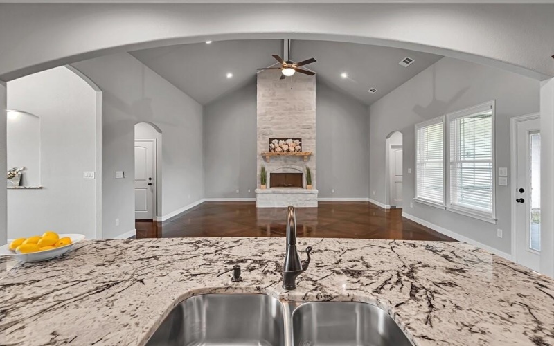 505 S Navajo Trail, McGregor, TX 76657, 4 Bedrooms Bedrooms, ,2 BathroomsBathrooms,Residential,For Sale,505 S Navajo Trail,221053