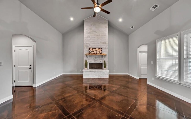 505 S Navajo Trail, McGregor, TX 76657, 4 Bedrooms Bedrooms, ,2 BathroomsBathrooms,Residential,For Sale,505 S Navajo Trail,221053