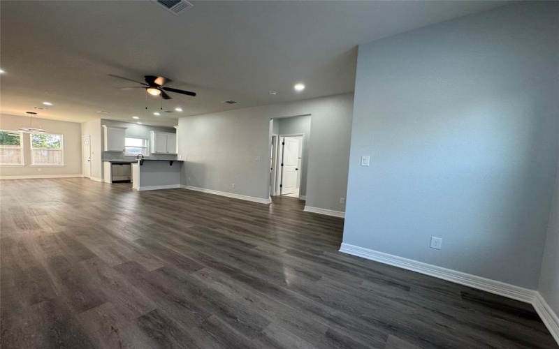329 Rogers Street, McGregor, TX 76657, 3 Bedrooms Bedrooms, ,2 BathroomsBathrooms,Residential,For Sale,329 Rogers Street,228786