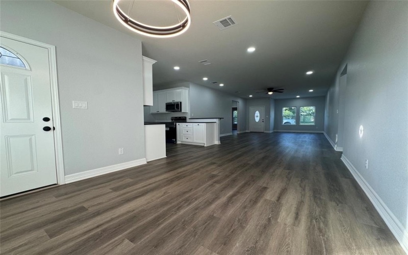 329 Rogers Street, McGregor, TX 76657, 3 Bedrooms Bedrooms, ,2 BathroomsBathrooms,Residential,For Sale,329 Rogers Street,228786