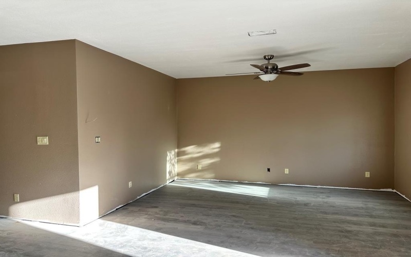 512 Hackberry St, Pecos, TX 79772, 6 Habitaciones Habitaciones , ,5 BañosBaños,Residential Multi Family,En Venta,512 Hackberry St,151627
