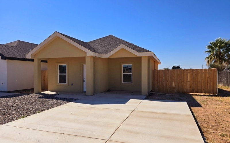 402 Dumas Ave., Wickett, TX 79788, 3 Bedrooms Bedrooms, ,2 BathroomsBathrooms,Residential,For Sale,402 Dumas Ave.,156081