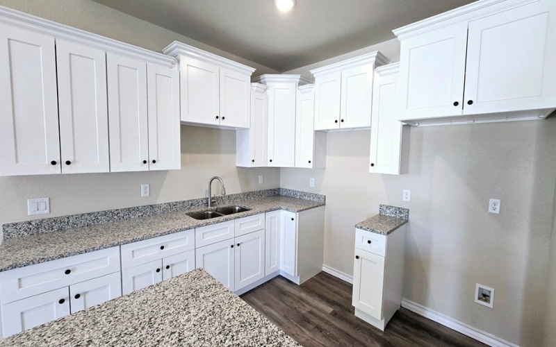 402 Dumas Ave., Wickett, TX 79788, 3 Bedrooms Bedrooms, ,2 BathroomsBathrooms,Residential,For Sale,402 Dumas Ave.,156081