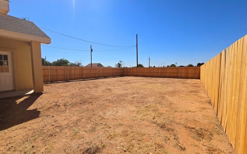 402 Dumas Ave., Wickett, TX 79788, 3 Bedrooms Bedrooms, ,2 BathroomsBathrooms,Residential,For Sale,402 Dumas Ave.,156081