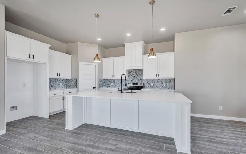 360 E Bear St, Odessa, TX 79766, 3 Bedrooms Bedrooms, ,2 BathroomsBathrooms,Residential,For Sale,360 E Bear St,157067