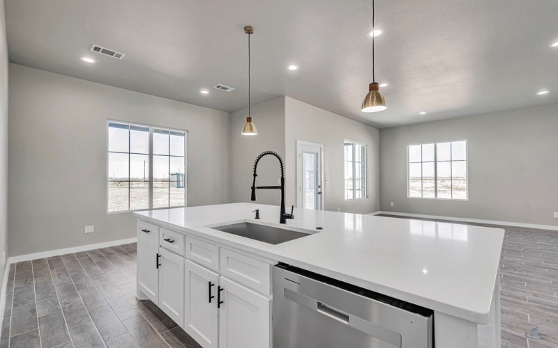 360 E Bear St, Odessa, TX 79766, 3 Bedrooms Bedrooms, ,2 BathroomsBathrooms,Residential,For Sale,360 E Bear St,157067