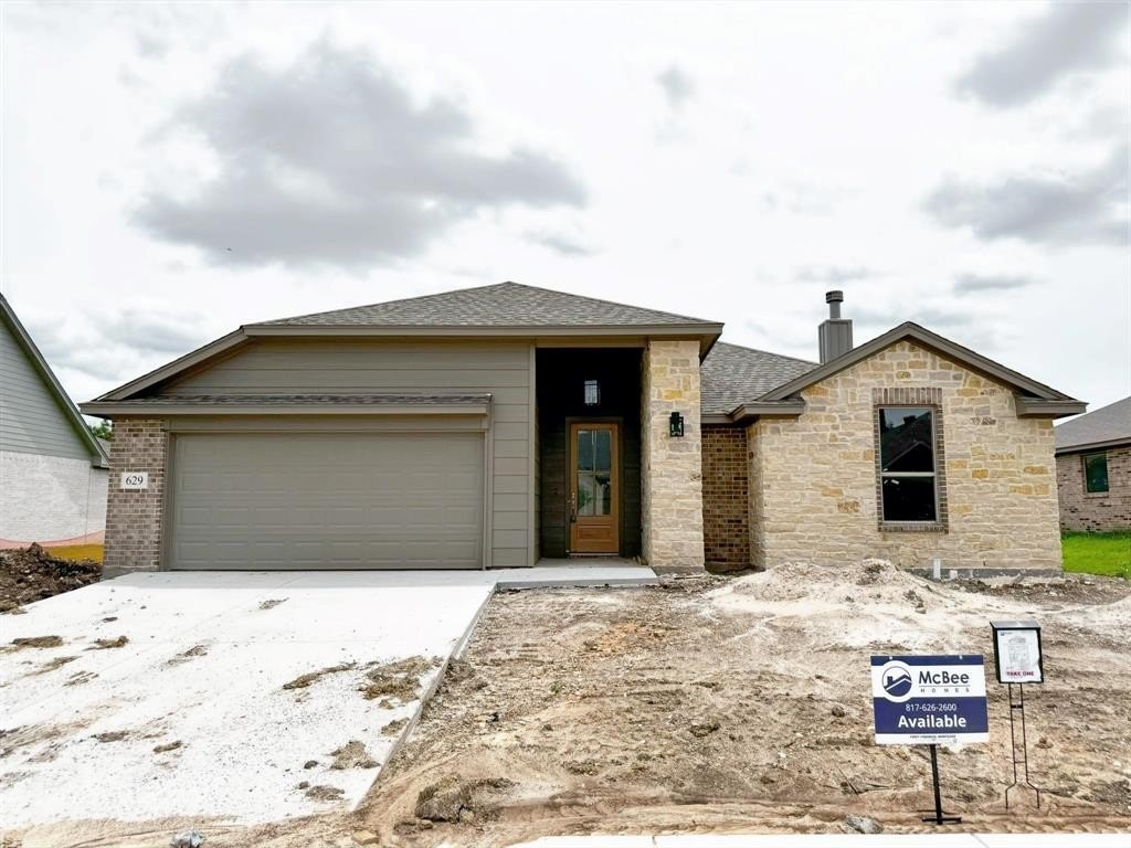 629 Mooney Drive, Saginaw, TX 76179, 3 Bedrooms Bedrooms, ,2 BathroomsBathrooms,Residential,For Sale,629 Mooney Drive,20933091