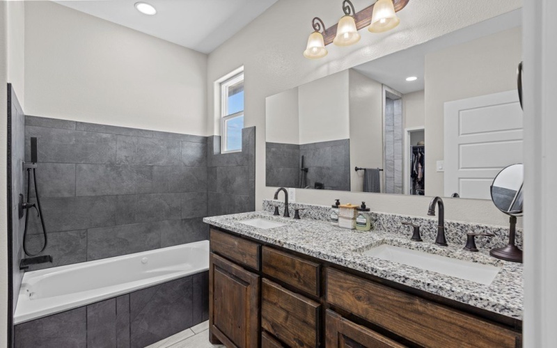 10135 W 18th St, Odessa, TX 79763, 4 Bedrooms Bedrooms, ,2 BathroomsBathrooms,Residential,For Sale,10135 W 18th St,158341