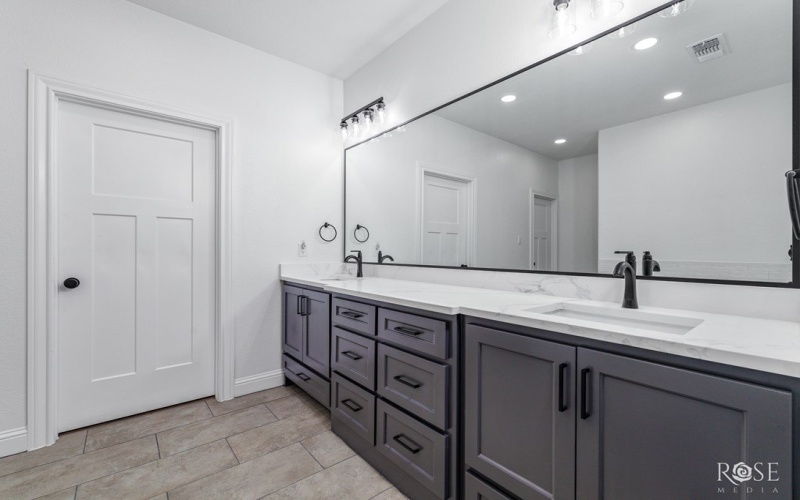 3602 Clearview Dr, San Angelo, TX 76904, 3 Bedrooms Bedrooms, ,2 BathroomsBathrooms,Residential,For Sale,3602 Clearview Dr,125588