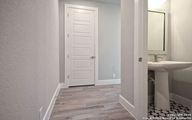 414 Alexander, New Braunfels, TX 78130, 4 Bedrooms Bedrooms, ,3 BathroomsBathrooms,Residential,For Sale,414 Alexander,1802574