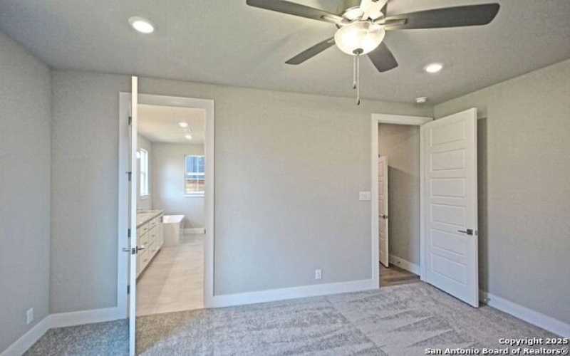 414 Alexander, New Braunfels, TX 78130, 4 Bedrooms Bedrooms, ,3 BathroomsBathrooms,Residential,For Sale,414 Alexander,1802574