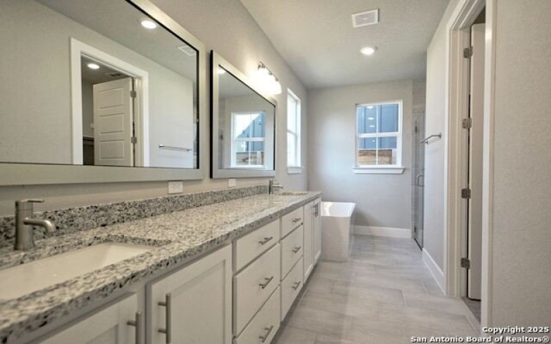 414 Alexander, New Braunfels, TX 78130, 4 Bedrooms Bedrooms, ,3 BathroomsBathrooms,Residential,For Sale,414 Alexander,1802574