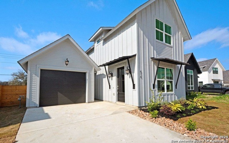 414 Alexander, New Braunfels, TX 78130, 4 Bedrooms Bedrooms, ,3 BathroomsBathrooms,Residential,For Sale,414 Alexander,1802574