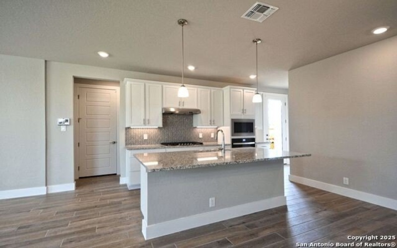 414 Alexander, New Braunfels, TX 78130, 4 Bedrooms Bedrooms, ,3 BathroomsBathrooms,Residential,For Sale,414 Alexander,1802574