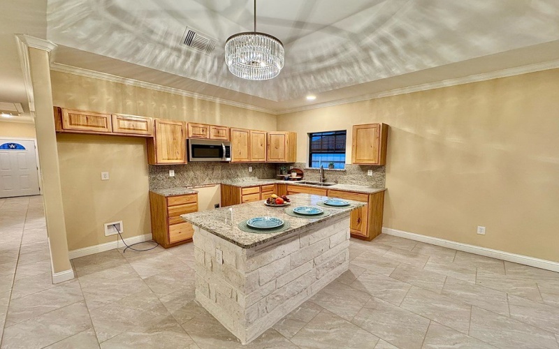 2110 Shelton St, San Angelo, TX 76903, 2 Bedrooms Bedrooms, ,1 BathroomBathrooms,Residential,For Sale,2110 Shelton St,126325
