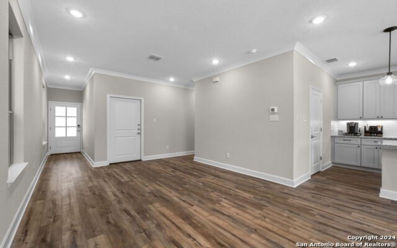 8927 SUMMERWOOD BEND, San Antonio, TX 78254, 4 Bedrooms Bedrooms, ,2 BathroomsBathrooms,Residential,For Sale,8927 SUMMERWOOD BEND,1807395
