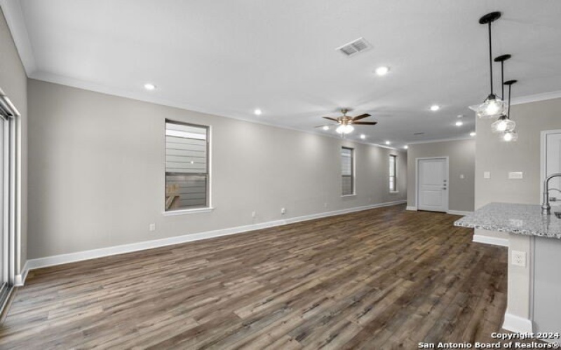 8927 SUMMERWOOD BEND, San Antonio, TX 78254, 4 Bedrooms Bedrooms, ,2 BathroomsBathrooms,Residential,For Sale,8927 SUMMERWOOD BEND,1807395