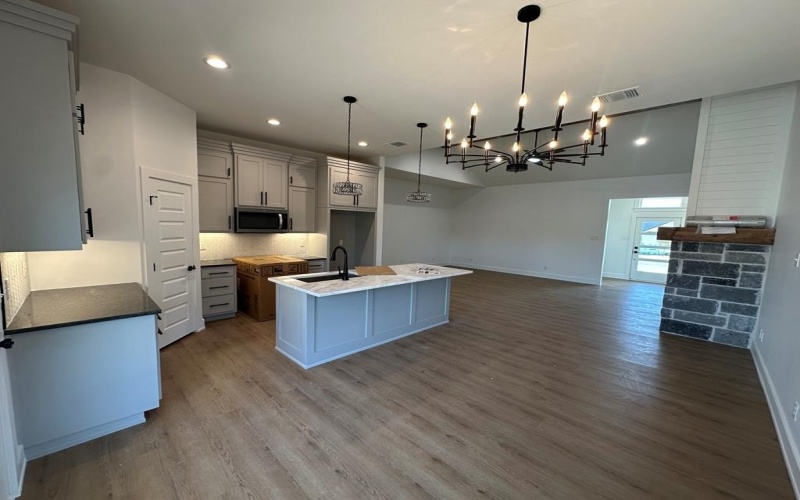 3615 Clearview Dr, San Angelo, TX 76904, 4 Bedrooms Bedrooms, ,3 BathroomsBathrooms,Residential,For Sale,3615 Clearview Dr,126875