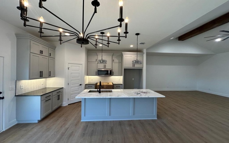 3615 Clearview Dr, San Angelo, TX 76904, 4 Bedrooms Bedrooms, ,3 BathroomsBathrooms,Residential,For Sale,3615 Clearview Dr,126875