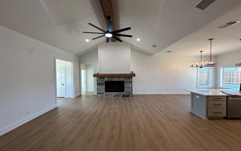 3615 Clearview Dr, San Angelo, TX 76904, 4 Bedrooms Bedrooms, ,3 BathroomsBathrooms,Residential,For Sale,3615 Clearview Dr,126875