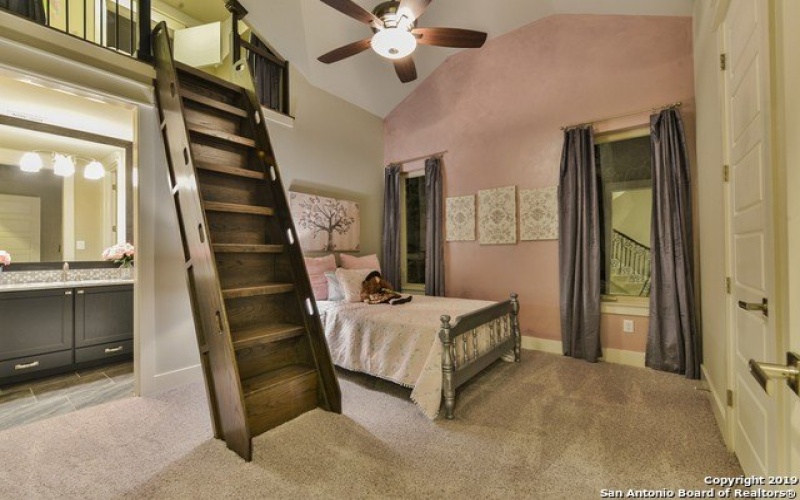5732 HEIDRICH CT, New Braunfels, TX 78132-3926, 4 Bedrooms Bedrooms, ,3 BathroomsBathrooms,Residential,For Sale,5732 HEIDRICH CT,1658824