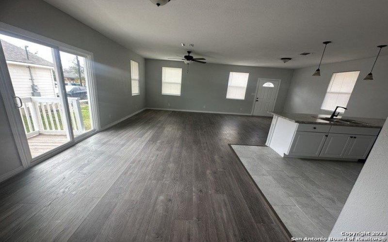 5010 LUCINDA, San Antonio, TX 78221, 3 Habitaciones Habitaciones , ,2 BañosBaños,Residential,En Venta,5010 LUCINDA,1662459
