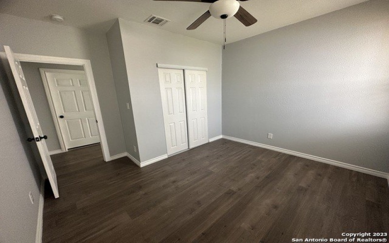 5010 LUCINDA, San Antonio, TX 78221, 3 Habitaciones Habitaciones , ,2 BañosBaños,Residential,En Venta,5010 LUCINDA,1662459