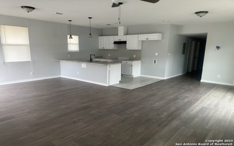 5010 LUCINDA, San Antonio, TX 78221, 3 Habitaciones Habitaciones , ,2 BañosBaños,Residential,En Venta,5010 LUCINDA,1662459