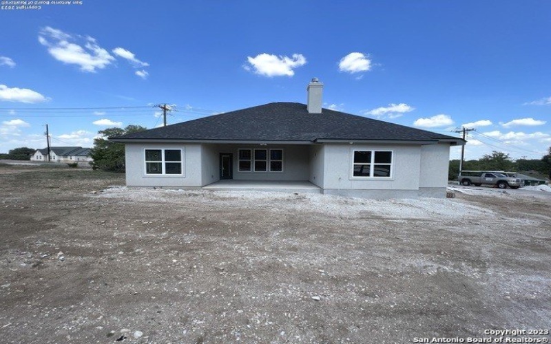 120 S Calvin Barrett, Blanco, TX 78606, 3 Habitaciones Habitaciones , ,2 BañosBaños,Residential,En Venta,120 S Calvin Barrett,1681629