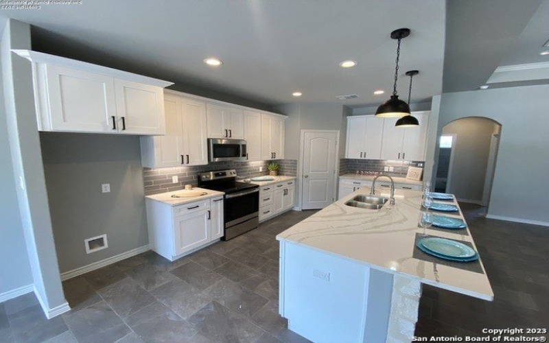 120 S Calvin Barrett, Blanco, TX 78606, 3 Habitaciones Habitaciones , ,2 BañosBaños,Residential,En Venta,120 S Calvin Barrett,1681629
