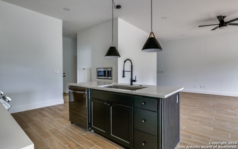 422 S CALVIN BARRETT, Blanco, TX 78606, 5 Bedrooms Bedrooms, ,3 BathroomsBathrooms,Residential,For Sale,422 S CALVIN BARRETT,1683926