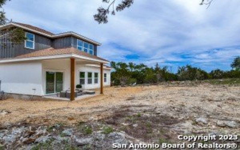 422 S CALVIN BARRETT, Blanco, TX 78606, 5 Bedrooms Bedrooms, ,3 BathroomsBathrooms,Residential,For Sale,422 S CALVIN BARRETT,1683926