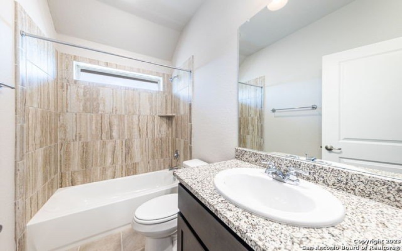 400 SEIBEL WAY, Universal City, TX 78148, 4 Bedrooms Bedrooms, ,3 BathroomsBathrooms,Residential,For Sale,400 SEIBEL WAY,1684290