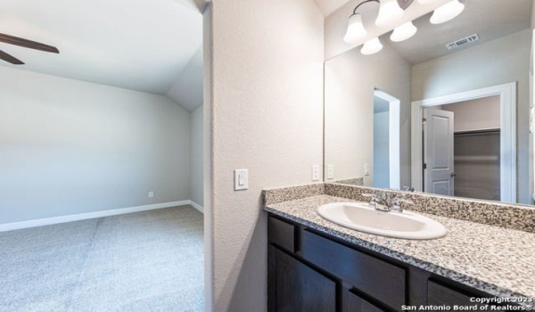 400 SEIBEL WAY, Universal City, TX 78148, 4 Bedrooms Bedrooms, ,3 BathroomsBathrooms,Residential,For Sale,400 SEIBEL WAY,1684290