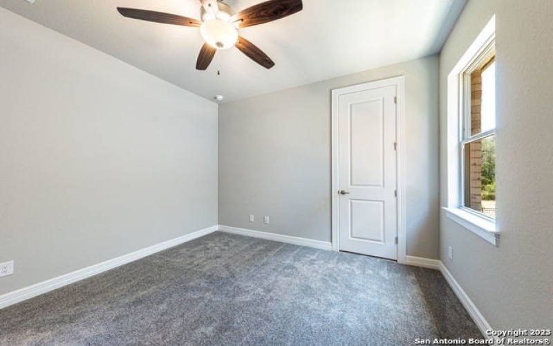 404 SEIBEL WAY, Universal City, TX 78148, 4 Bedrooms Bedrooms, ,3 BathroomsBathrooms,Residential,For Sale,404 SEIBEL WAY,1684304