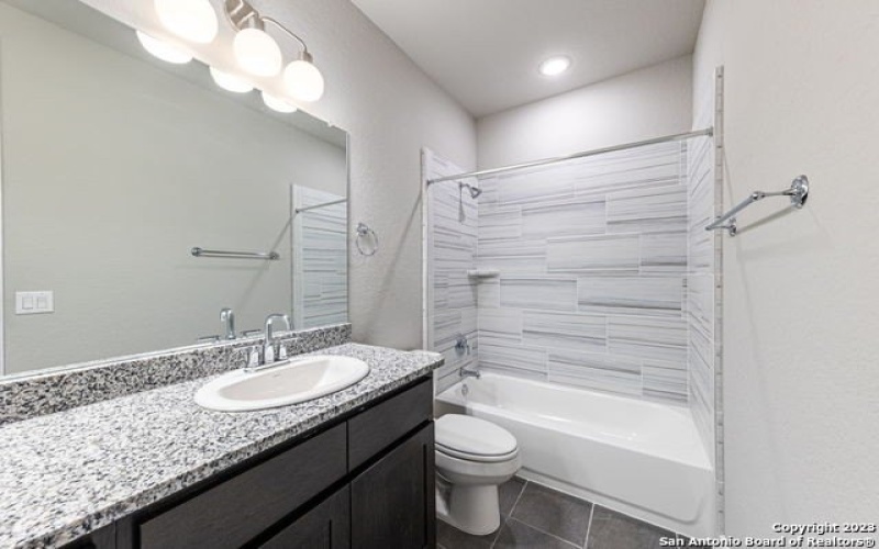 404 SEIBEL WAY, Universal City, TX 78148, 4 Bedrooms Bedrooms, ,3 BathroomsBathrooms,Residential,For Sale,404 SEIBEL WAY,1684304