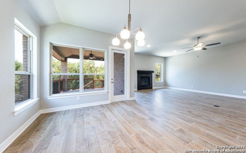 404 SEIBEL WAY, Universal City, TX 78148, 4 Bedrooms Bedrooms, ,3 BathroomsBathrooms,Residential,For Sale,404 SEIBEL WAY,1684304