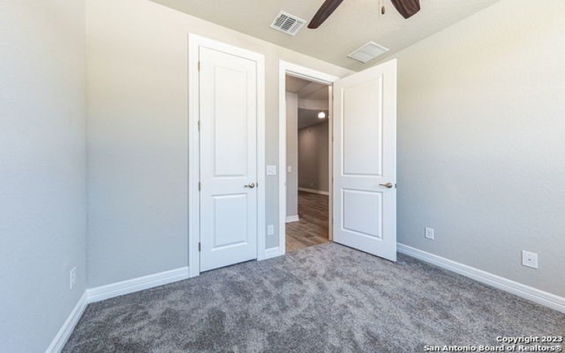 404 SEIBEL WAY, Universal City, TX 78148, 4 Bedrooms Bedrooms, ,3 BathroomsBathrooms,Residential,For Sale,404 SEIBEL WAY,1684304
