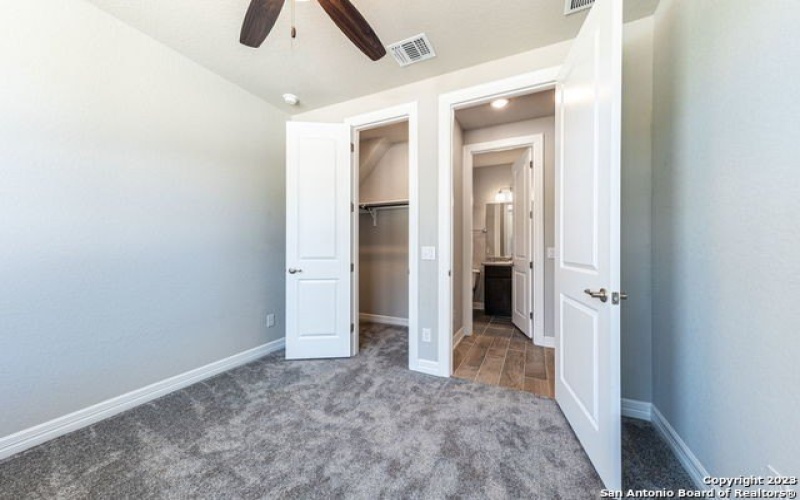 404 SEIBEL WAY, Universal City, TX 78148, 4 Bedrooms Bedrooms, ,3 BathroomsBathrooms,Residential,For Sale,404 SEIBEL WAY,1684304