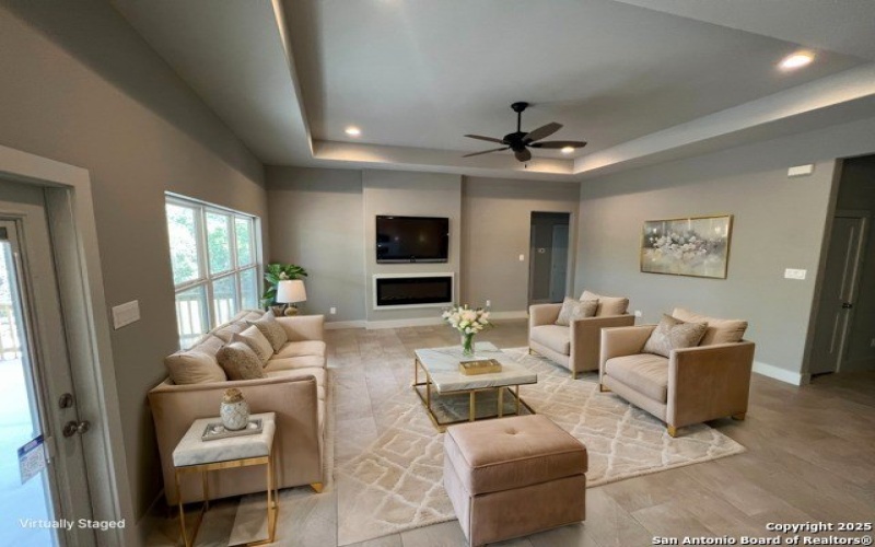 123 S Calvin Barrett, Blanco, TX 78606, 3 Bedrooms Bedrooms, ,2 BathroomsBathrooms,Residential,For Sale,123 S Calvin Barrett,1707590