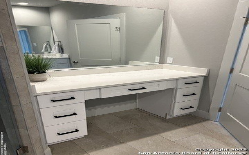 123 S Calvin Barrett, Blanco, TX 78606, 3 Bedrooms Bedrooms, ,2 BathroomsBathrooms,Residential,For Sale,123 S Calvin Barrett,1707590