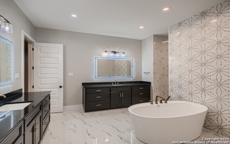208 River Ridge, Boerne, TX 78006, 4 Bedrooms Bedrooms, ,3 BathroomsBathrooms,Residential,For Sale,208 River Ridge,1745186
