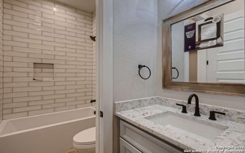 208 River Ridge, Boerne, TX 78006, 4 Bedrooms Bedrooms, ,3 BathroomsBathrooms,Residential,For Sale,208 River Ridge,1745186