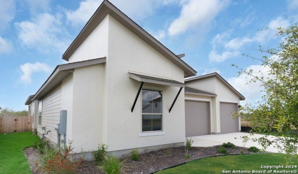 925 NOLTE BEND, Seguin, TX 78155, 3 Bedrooms Bedrooms, ,2 BathroomsBathrooms,Residential,For Sale,925 NOLTE BEND,1754991