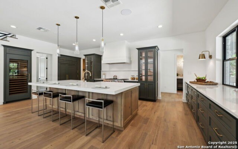 236 Riverfront Dr., New Braunfels, TX 78132, 4 Bedrooms Bedrooms, ,5 BathroomsBathrooms,Residential,For Sale,236 Riverfront Dr.,1759195