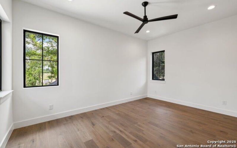 236 Riverfront Dr., New Braunfels, TX 78132, 4 Bedrooms Bedrooms, ,5 BathroomsBathrooms,Residential,For Sale,236 Riverfront Dr.,1759195