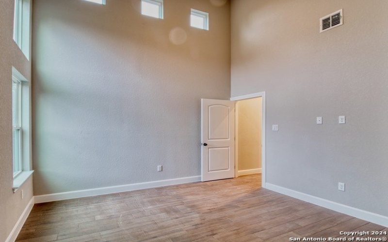 2202 Virginia Blvd #1, San Antonio, TX 78203, 3 Bedrooms Bedrooms, ,2 BathroomsBathrooms,Residential Lease,For Rent,2202 Virginia Blvd,1765903