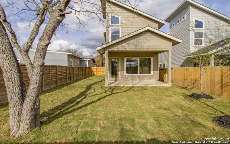 2202 Virginia Blvd #1, San Antonio, TX 78203, 3 Bedrooms Bedrooms, ,2 BathroomsBathrooms,Residential Lease,For Rent,2202 Virginia Blvd,1765903